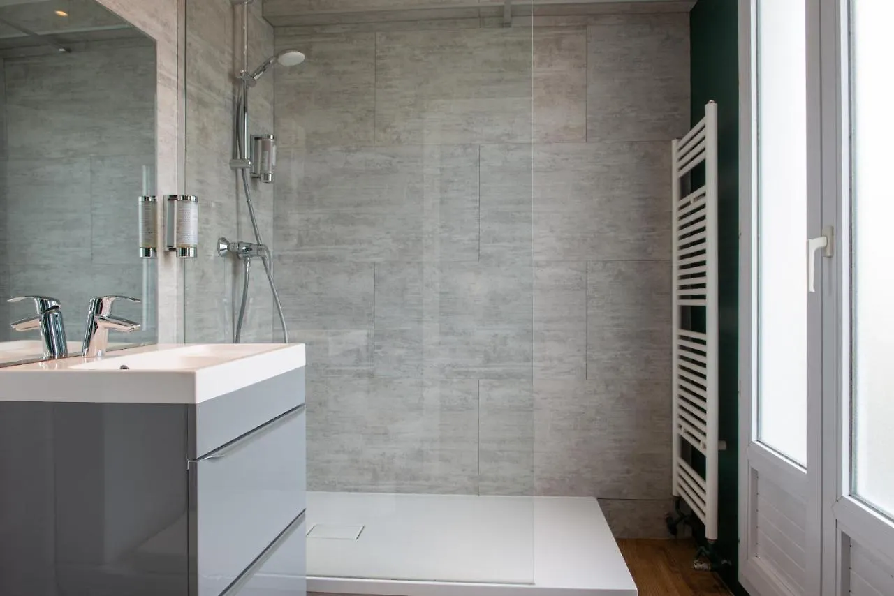 Hotel Baldi By Magna Arbor Париж 3*,