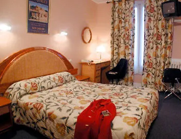 Hotel Baldi By Magna Arbor Paris 3*,